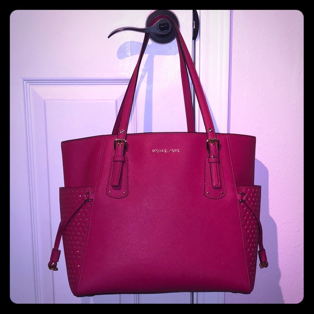 Used Michael Kors tote great condition